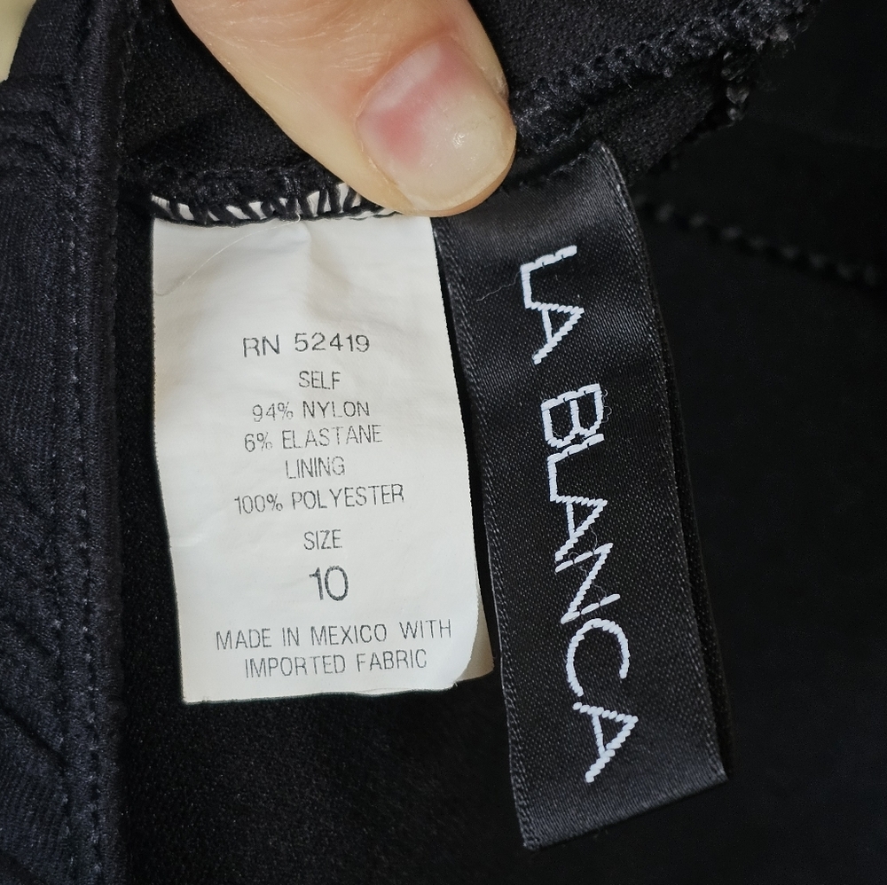 La Blanca Black Textured One Piece Swimsuit - Picture 6 of 6
